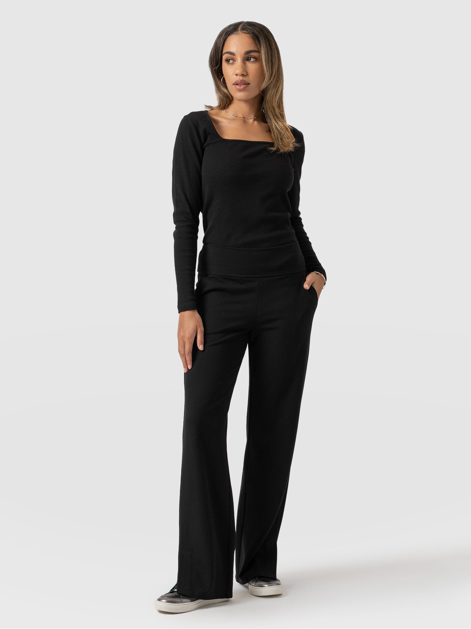 Runway Split Pant - Black-Green
